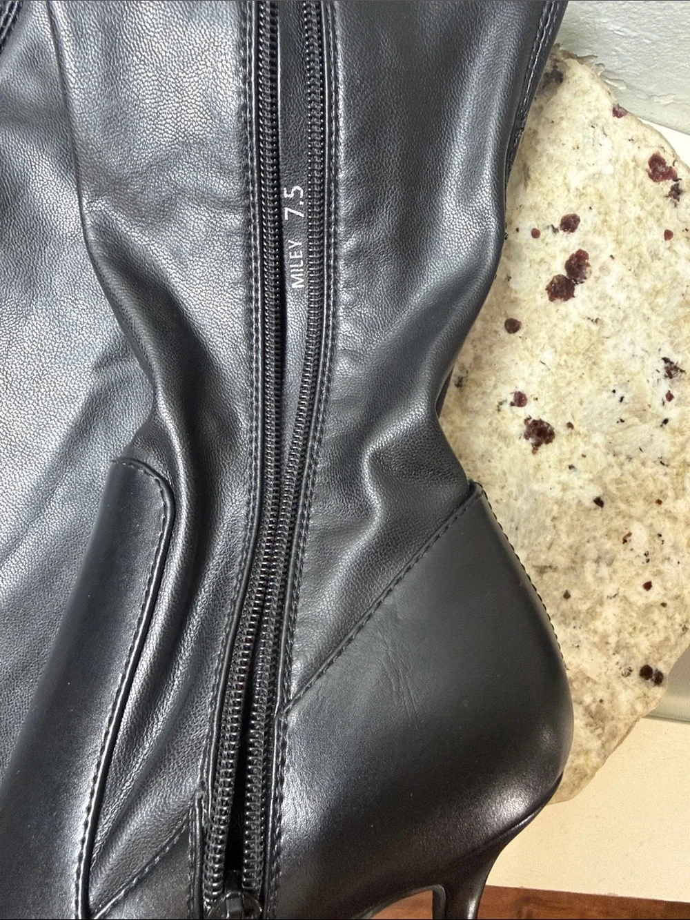 Azalea Wang Miley Stiletto Stretch Over The Knee Black Pointed Toe Boots Sz 7.5